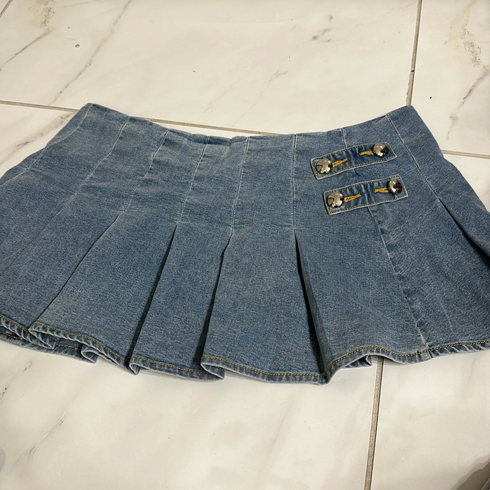Denim mini skirt
